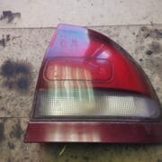 Фонарь задний правый для Mazda 626 GE