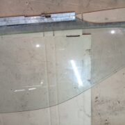 Стекло двери передней левой для Opel Vectra B