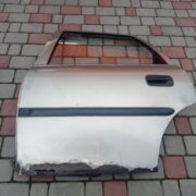 Дверь задняя левая для Opel Vectra B