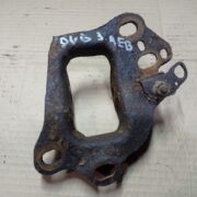 Кронштейн крепления балки подвески для Opel Vectra B