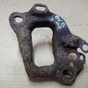 Кронштейн крепления балки подвески для Opel Vectra B