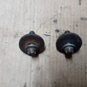 Болт для Opel Vectra B