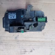 Замок двери передней правой для Opel Vectra B