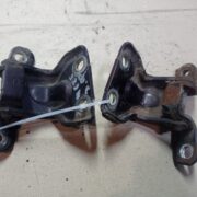 Петля двери задней правой для Mazda 626 GE