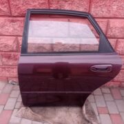 Дверь задняя левая для Mazda 626 GE