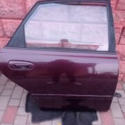 Дверь задняя правая для Mazda 626 GE