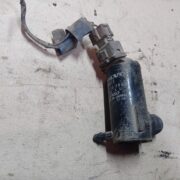 Насос (моторчик) омывателя стекла для Volvo V40 I Рестайлинг