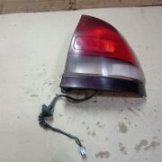 Фонарь задний правый для Mazda 626 GE