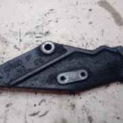 Кронштейн для Mazda 626 GE