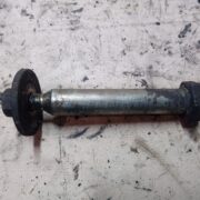 Болт для Mazda 626 GE