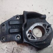 Кронштейн для Mazda 626 GE