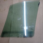 Стекло двери передней правой для Renault Scenic I