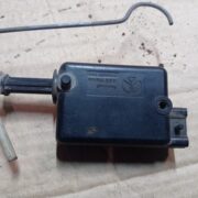 Активатор замка крышки топливного бака для Renault Scenic I