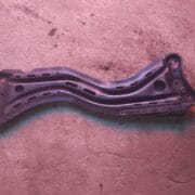 Балка подвески передняя (подрамник) для Mazda 626 GE