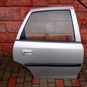 Дверь задняя правая для Opel Vectra B