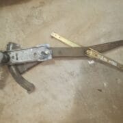 Стеклоподъемник передний правый для Opel Astra F