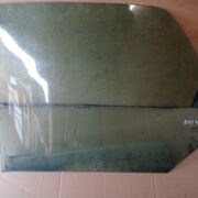 Стекло двери задней правой для Renault Scenic I