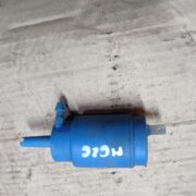 Насос (моторчик) омывателя стекла для Mazda 626 GE