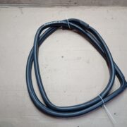 Уплотнитель двери задней правой для Mazda 626 GE