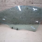 Стекло двери передней левой для Mazda 626 GE