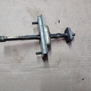 Ограничитель открывания двери передней для Mazda 626 GE