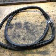 Уплотнитель двери задней левой для Opel Omega B