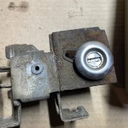 Кнопка открытия багажника для Rover 600