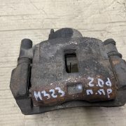 Суппорт передний правый для Mazda 323 BJ