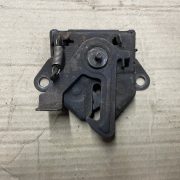 Замок капота для Mazda 323 BJ