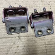 Петля крышки багажника для Mazda 323 BJ