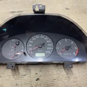 Щиток приборов (приборная панель) для Mazda 323 BJ