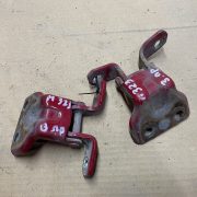 Петля двери задней правой для Mazda 323 BJ