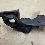 Крепление ТНВД для Mazda 323 BJ