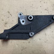 Кронштейн двигателя для Mazda 323 BJ