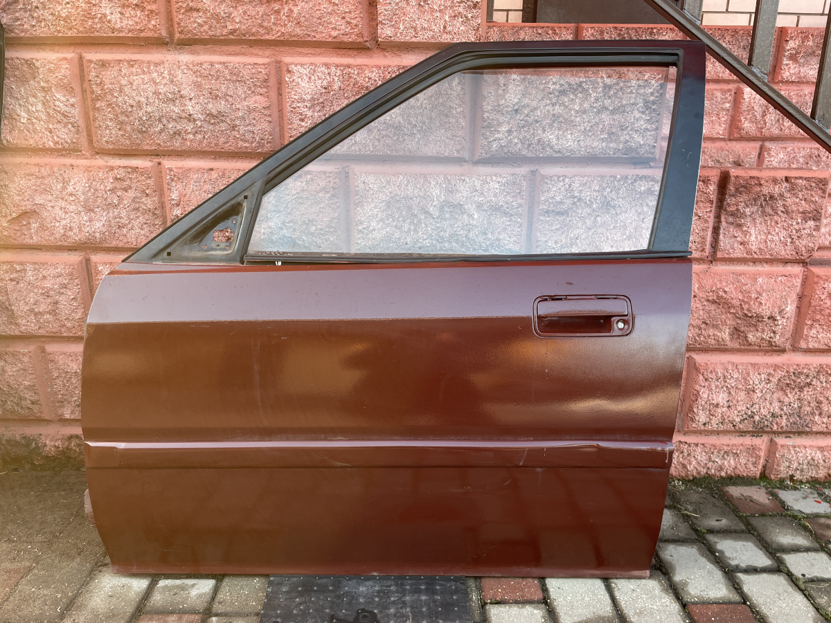 Дверь передняя левая для Honda Concerto