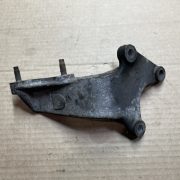 Кронштейн полуоси для Ford Mondeo 2