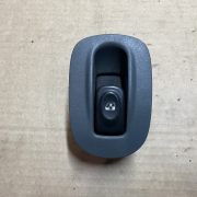 Кнопка стеклоподъемника переднего правого для Renault Scenic I
