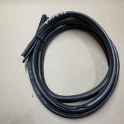 Уплотнитель двери передней правой для Nissan Primera P11