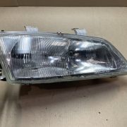 Фара правая для Nissan Primera P11